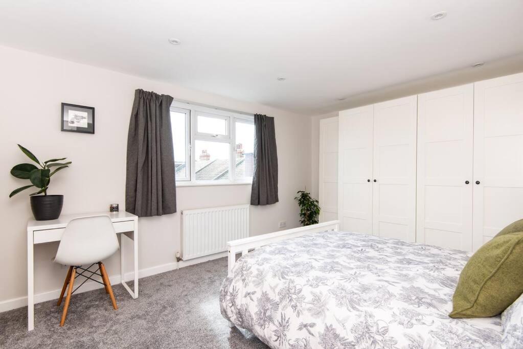 Newly Renovated Victorian House With Free Parking Villa Brighton Eksteriør billede